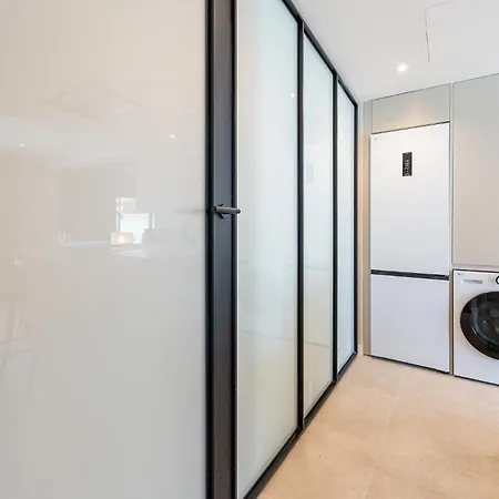 797 Rentals-moderno Con Piscina Privada Lägenhet *